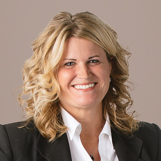 Amy Hermiston headshot