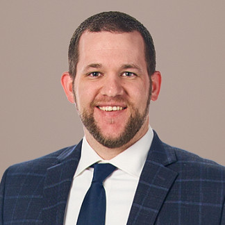 Caleb Droeszler headshot