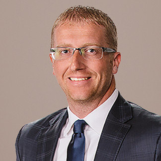 Reggie Rowe headshot