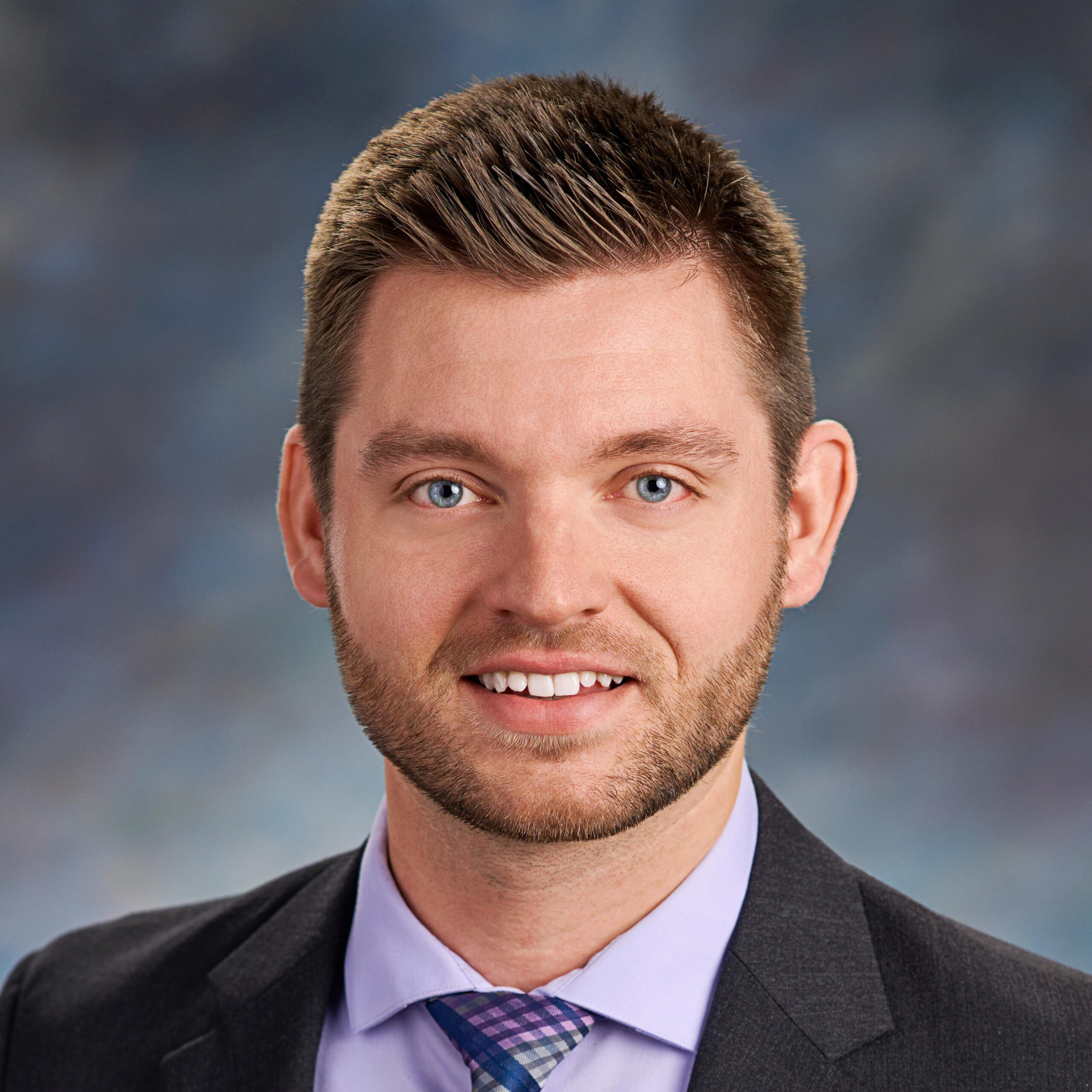 Dylan Lange headshot