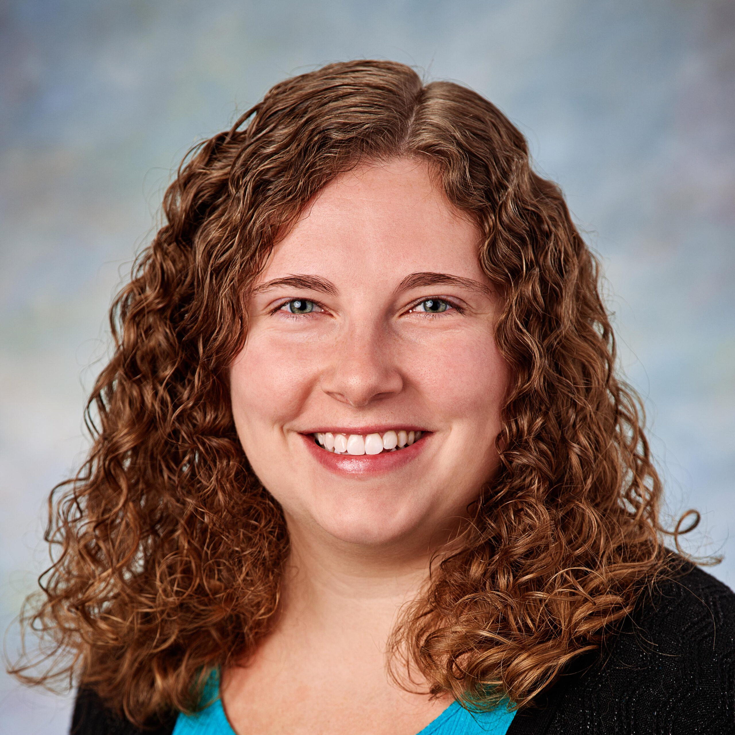 Heidi Hermsen headshot